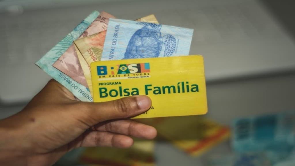 Confira o valor médio do Bolsa Família por região.