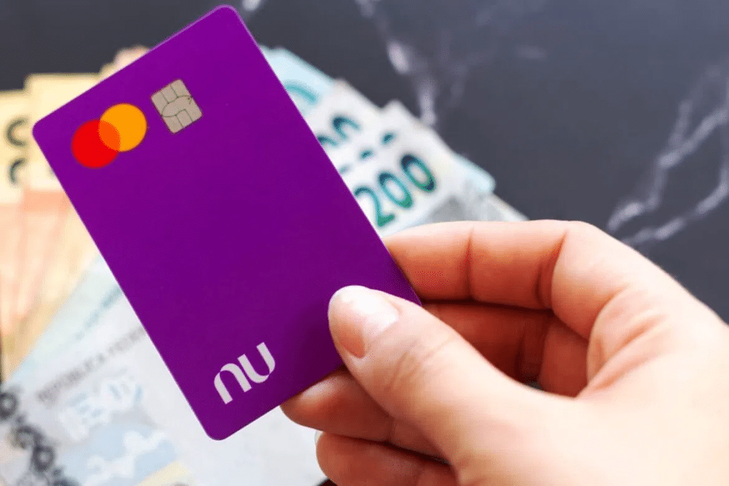 Nubank revoluciona pagamentos com Pix Fiado: transfira agora, pague depois! Maior flexibilidade e agilidade nas transações financeiras.